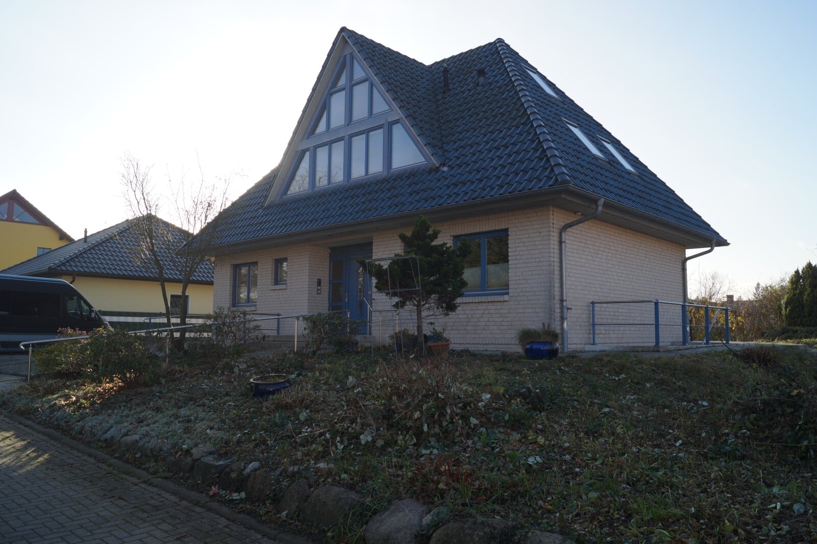 Standesgemäß wohnen-moderne Stadtvilla zu verkaufen Standesgemäß wohnen-moderne Stadtvilla zu verkaufen